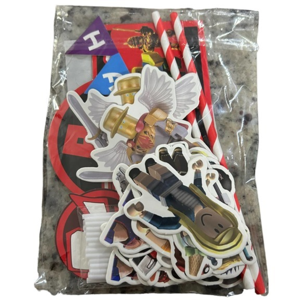 Roblox Cupcake &‎ Cake Toppers 24 Pc.
